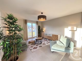  Appartement � louer 4 pi�ces 76 m�