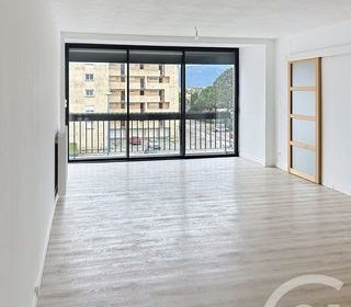  Appartement � vendre 4 pi�ces 88 m�