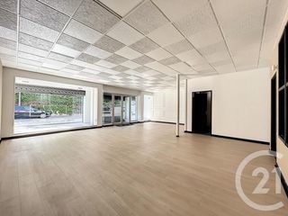  Appartement � louer 3 pi�ces 127 m�