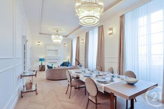  Appartement � vendre 9 pi�ces 231 m�