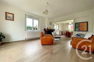  Maison � vendre 8 pi�ces 210 m�