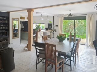  Maison � vendre 4 pi�ces 165 m�