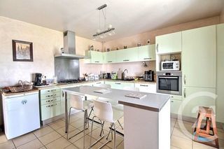  Maison � vendre 7 pi�ces 185 m�