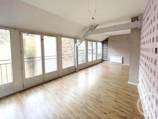  Appartement � louer 3 pi�ces 88 m�