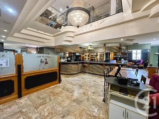  Immeuble � vendre 547 m�