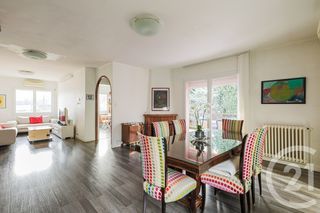  Maison � vendre 9 pi�ces 212 m�