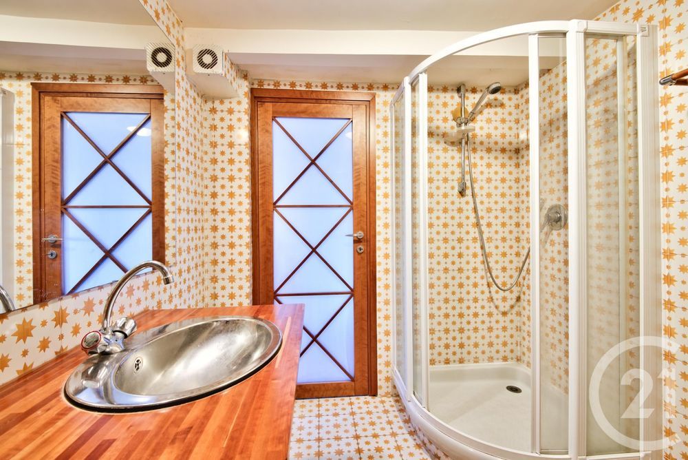 � vendre  Appartement Villefranche-sur-Mer (06230)