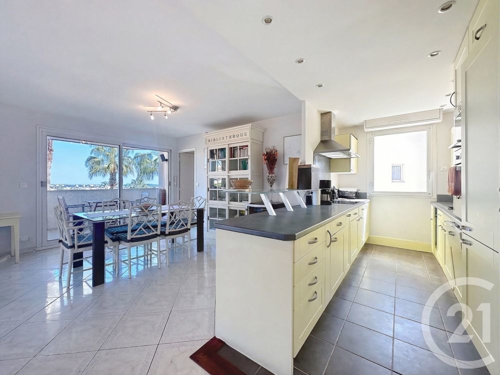 � vendre  Appartement Mandelieu-la-Napoule (06210)