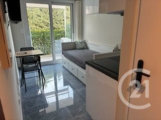  Appartement � louer 1 pi�ce 11 m�