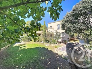  Maison � vendre 9 pi�ces 300 m�