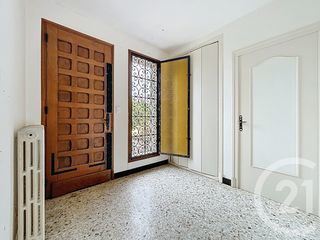  Maison � vendre 7 pi�ces 240 m�