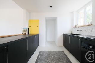  Maison � vendre 9 pi�ces 203 m�