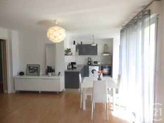  Appartement � louer 3 pi�ces 70 m�