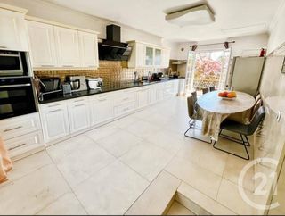  Maison � vendre 10 pi�ces 263 m�