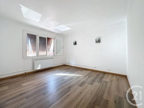   Location Appartement Appartement - 6 pi�ce(s) - 130 m�