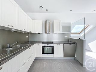  Appartement � louer 3 pi�ces 80 m�