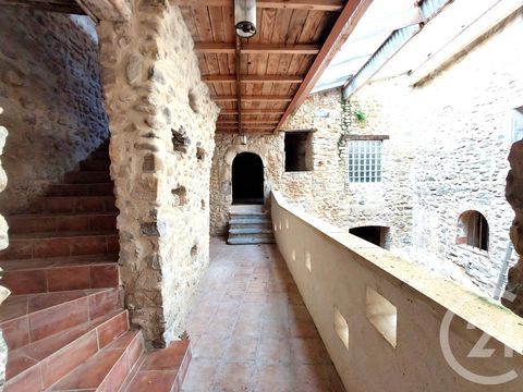   Vente Maison Maison - 8 pi�ce(s) - 437 m�