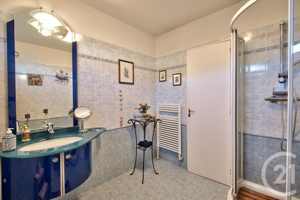 � vendre  Appartement Villefranche-sur-Mer (06230)