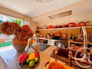  Maison � vendre 7 pi�ces 303 m�