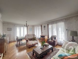  Maison � vendre 5 pi�ces 265 m�