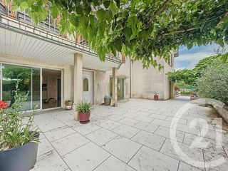  Maison � vendre 7 pi�ces 230 m�