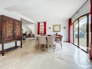  Maison � vendre 11 pi�ces 369 m�