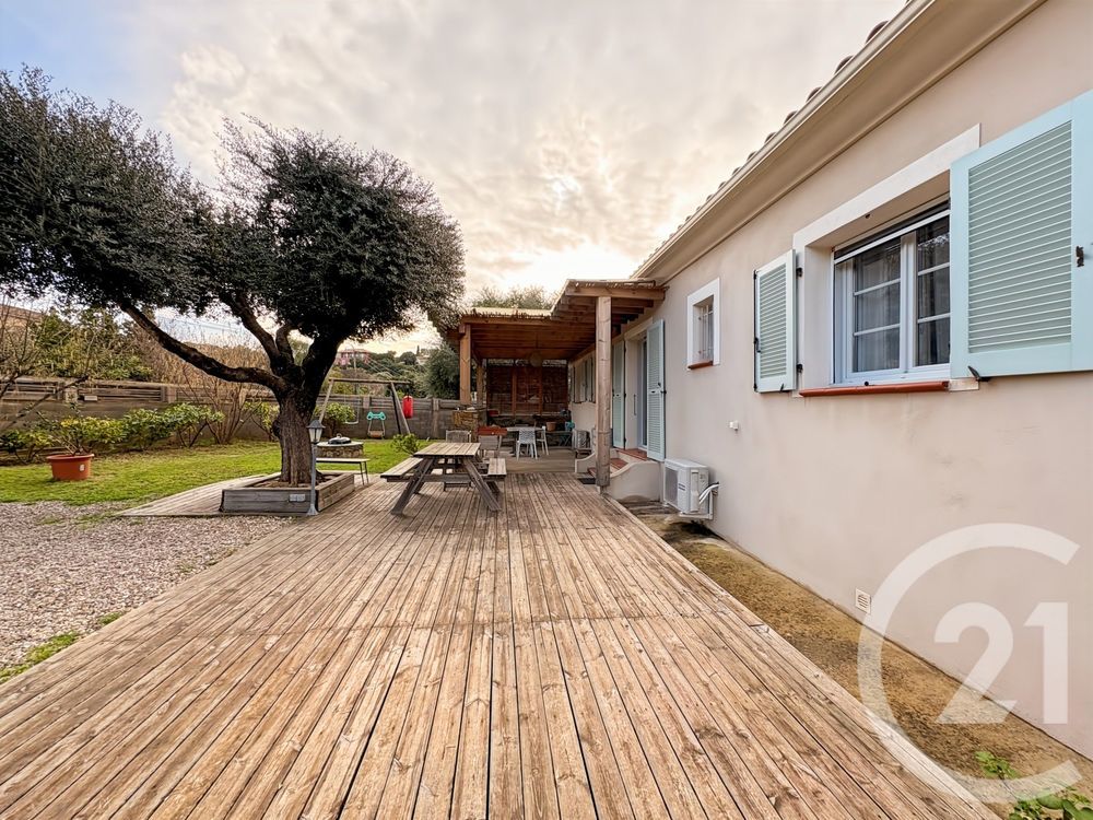 � vendre  Maison Saint-Florent (20217)