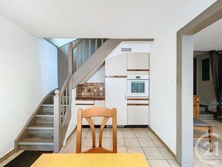  Appartement � louer 5 pi�ces 104 m�