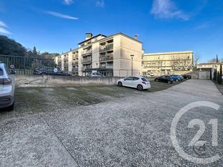 Parking / Garage � louer 10 m�