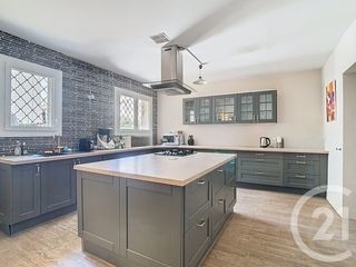  Maison � vendre 6 pi�ces 249 m�