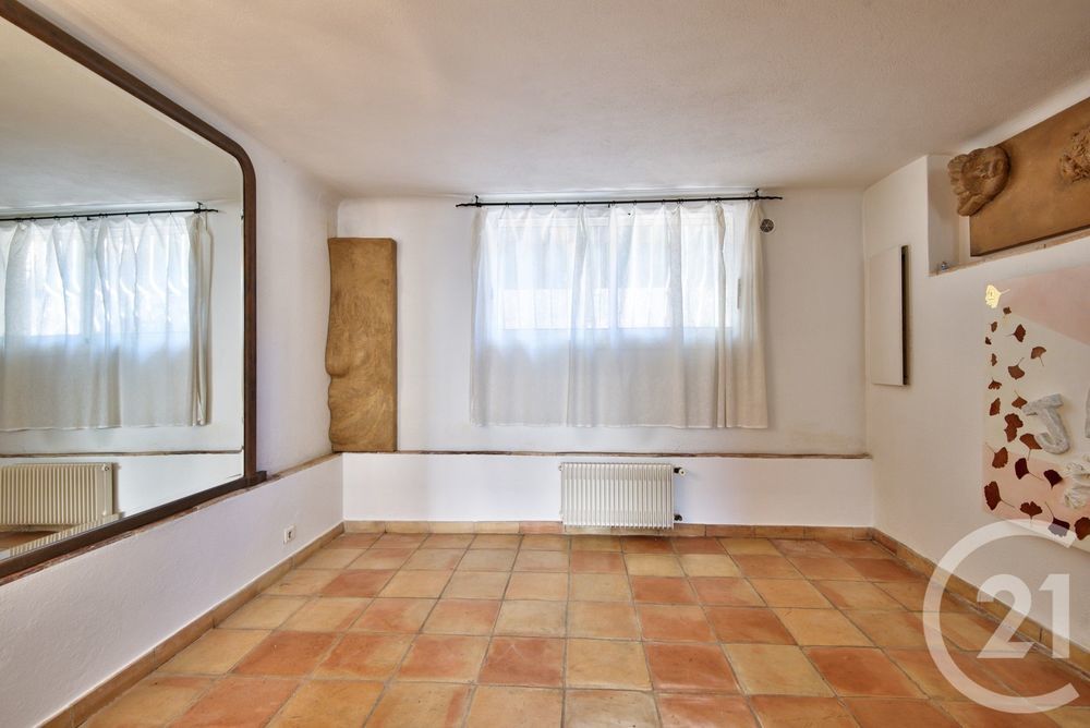 � vendre  Appartement Saint-Jean-Cap-Ferrat (06230)