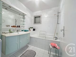  Maison � vendre 4 pi�ces 132 m�