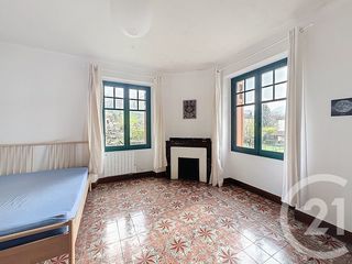  Maison � vendre 6 pi�ces 275 m�