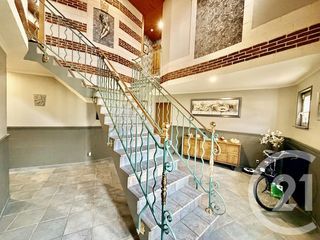  Maison � vendre 8 pi�ces 202 m�