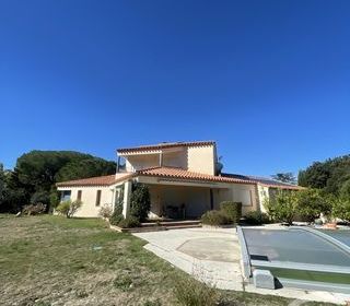  Maison � louer 4 pi�ces 210 m�