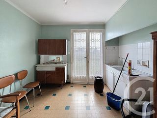  Maison � vendre 6 pi�ces 232 m�