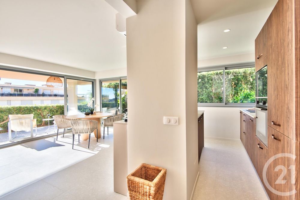 � vendre  Appartement Villefranche-sur-Mer (06230)