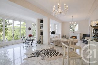  Maison � vendre 8 pi�ces 254 m�