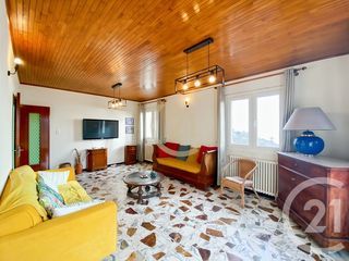  Appartement � louer 6 pi�ces 143 m�