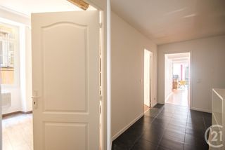  Appartement � louer 4 pi�ces 88 m�