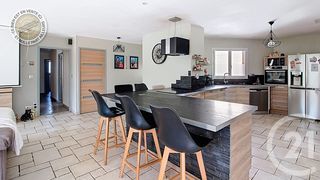  Maison � vendre 5 pi�ces 885 m�