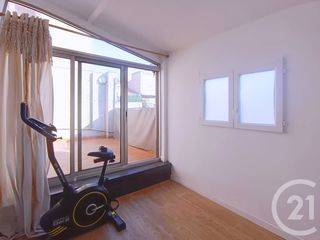  Immeuble � vendre 180 m�