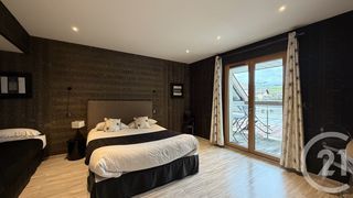  Immeuble � vendre 620 m�