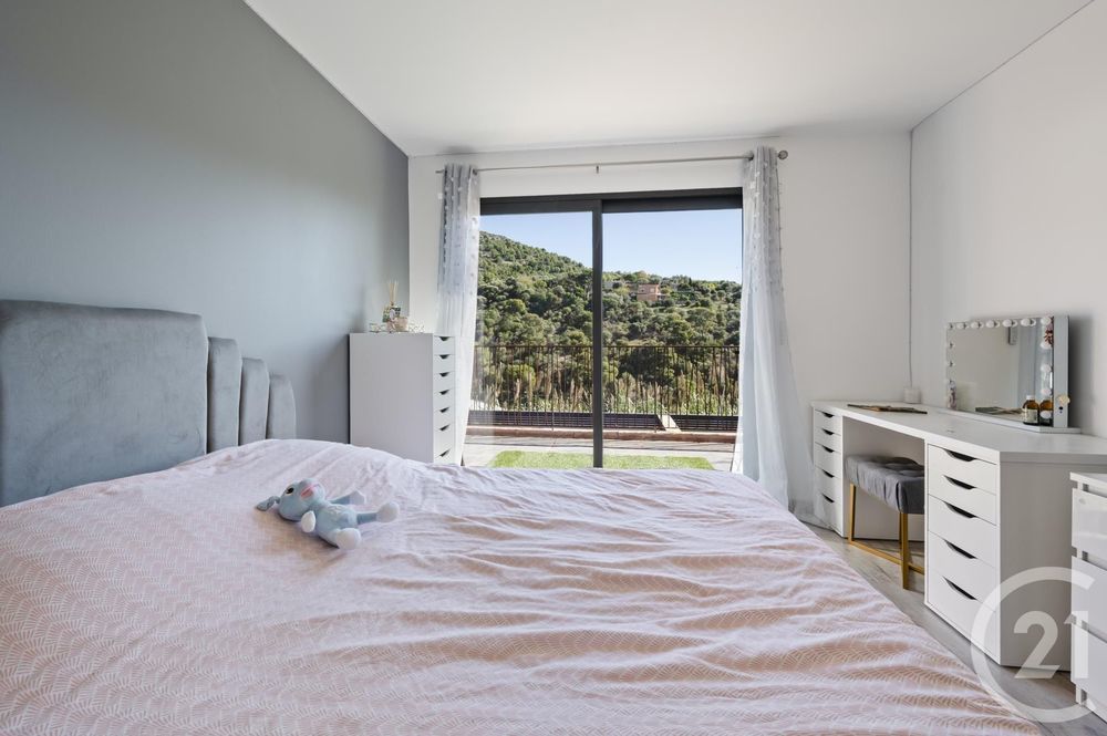 � vendre  Maison �ze (06360)