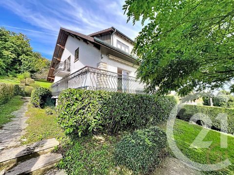   Vente Maison Maison - 9 pi�ce(s) - 220 m�