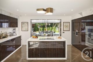  Maison � vendre 6 pi�ces 392 m�