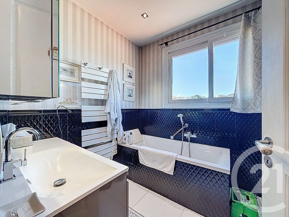 � vendre  Maison Antibes (06600)