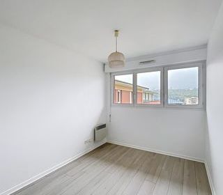  Appartement � louer 4 pi�ces 73 m�