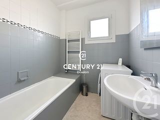  Appartement � vendre 4 pi�ces 65 m�