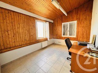  Maison � vendre 3 pi�ces 225 m�